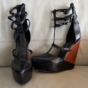 Jeffrey Campbell Black and Brown Leather Strappy Platform Wedge Heels sz 8.5